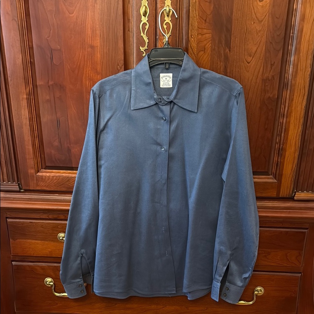 Brooks Brothers Fitted Button-Up Shirt